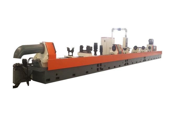 Łącząc maszynę do nanoszenia na nartach